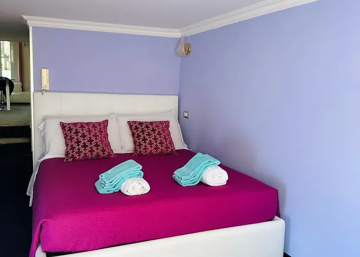 Suite House